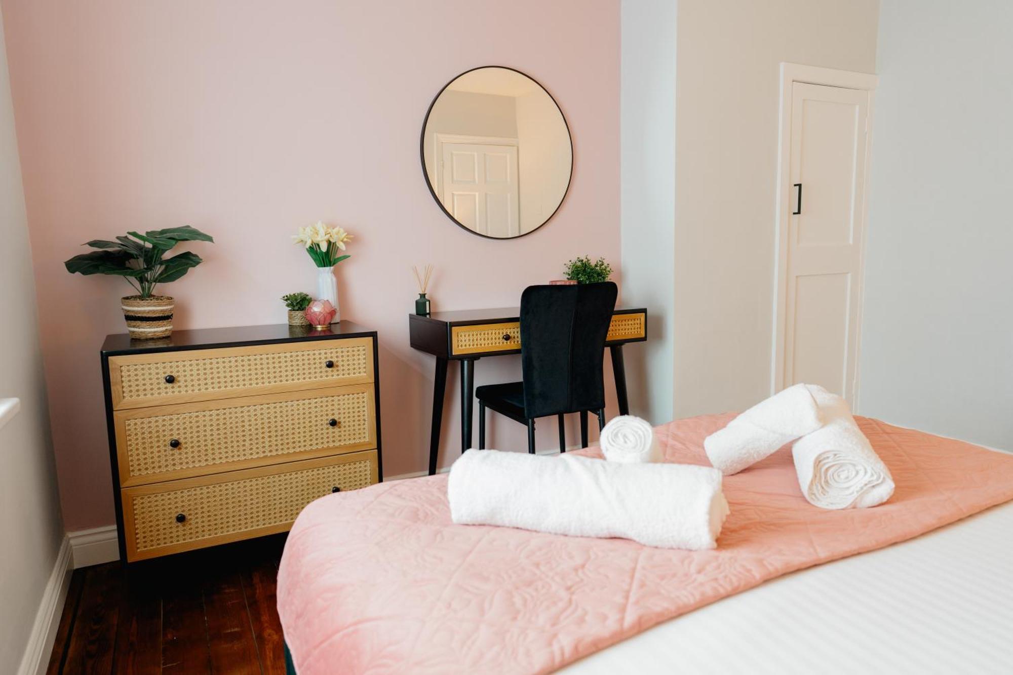 Bowling Terrace By Above Rubies - Stylish, 3 Bedroom, Pet Friendly House In Skipton Εξωτερικό φωτογραφία